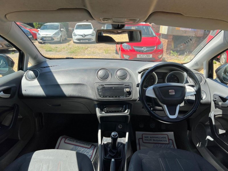 SEAT IBIZA