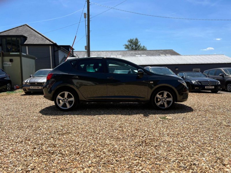 SEAT IBIZA