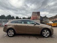 VAUXHALL ASTRA