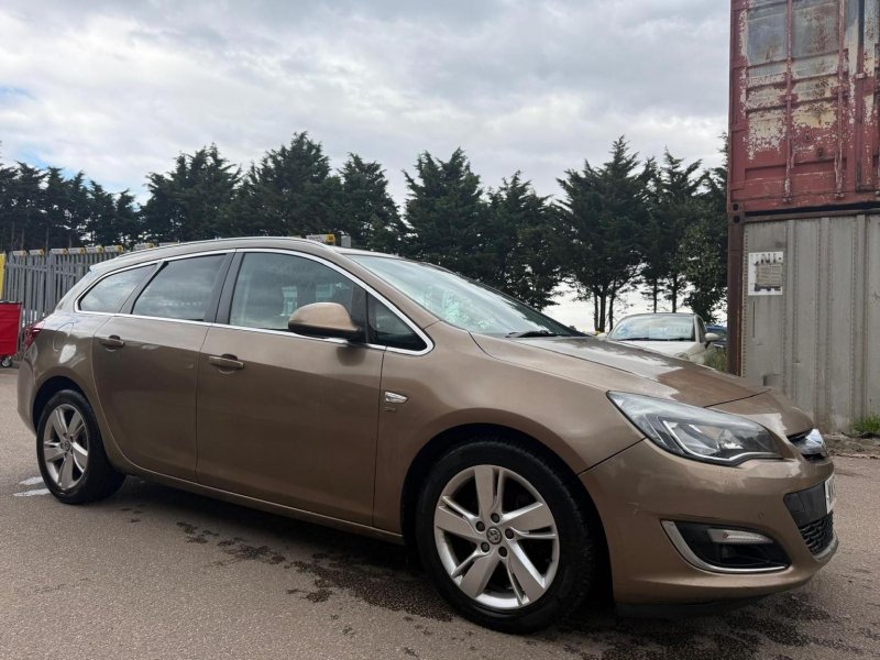 VAUXHALL ASTRA